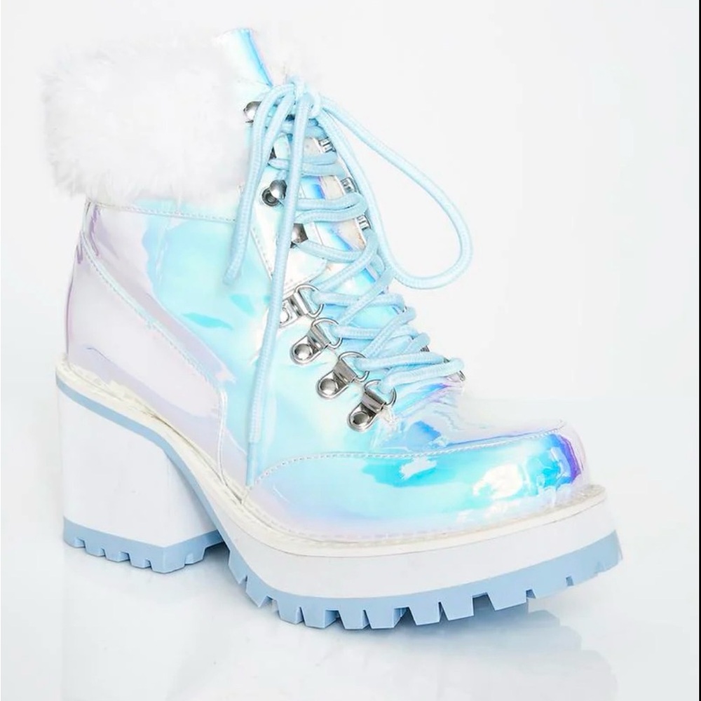 Dolls Kill Club Exx Iridescent White/Blue Women's Boots Size 11 New without tags